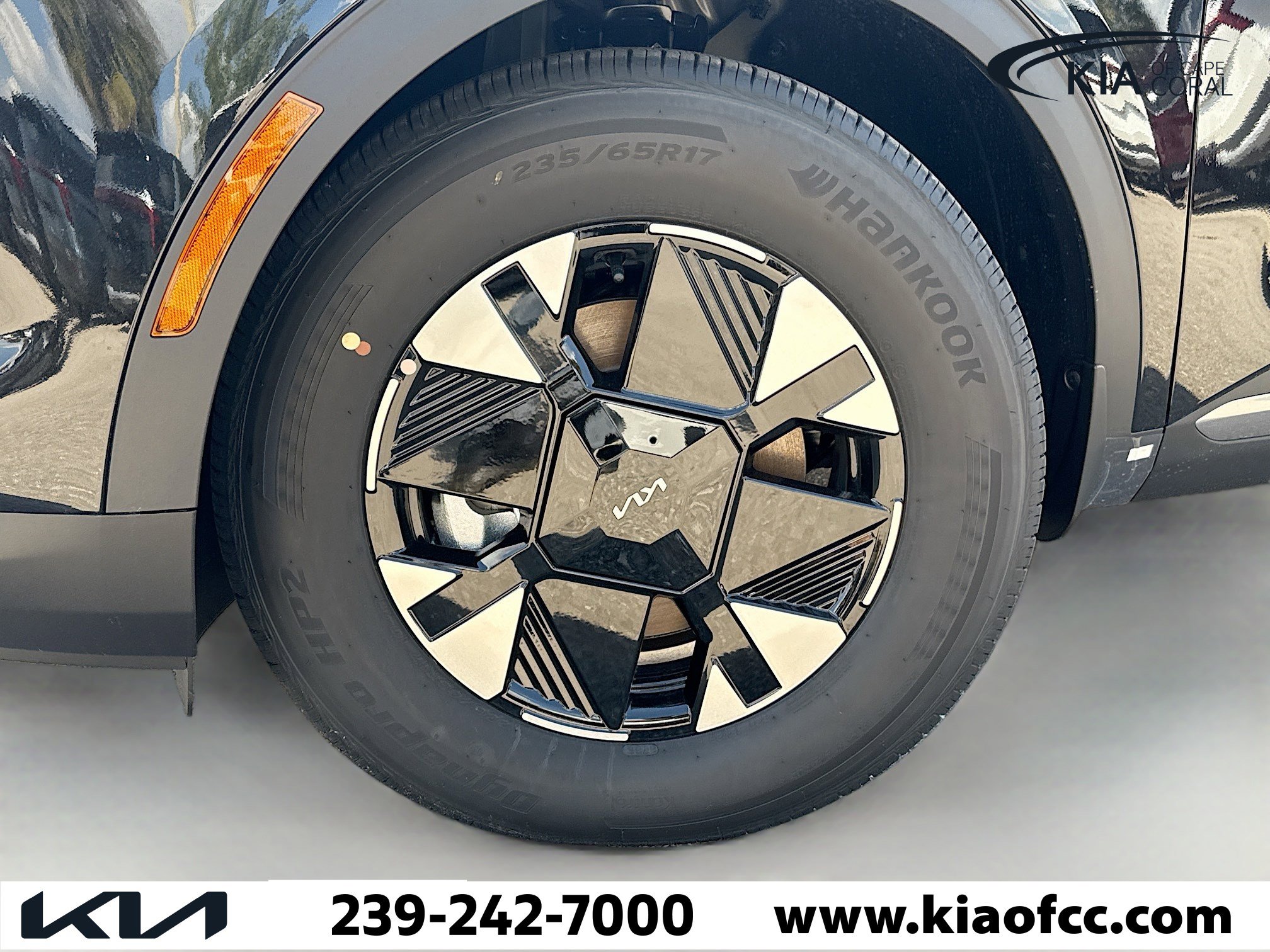 New 2026 Kia Sportage LX FWD image 37