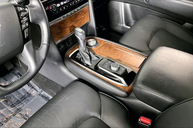 Used 2024 Nissan Armada SL w/ Captain's Chairs Package image 17