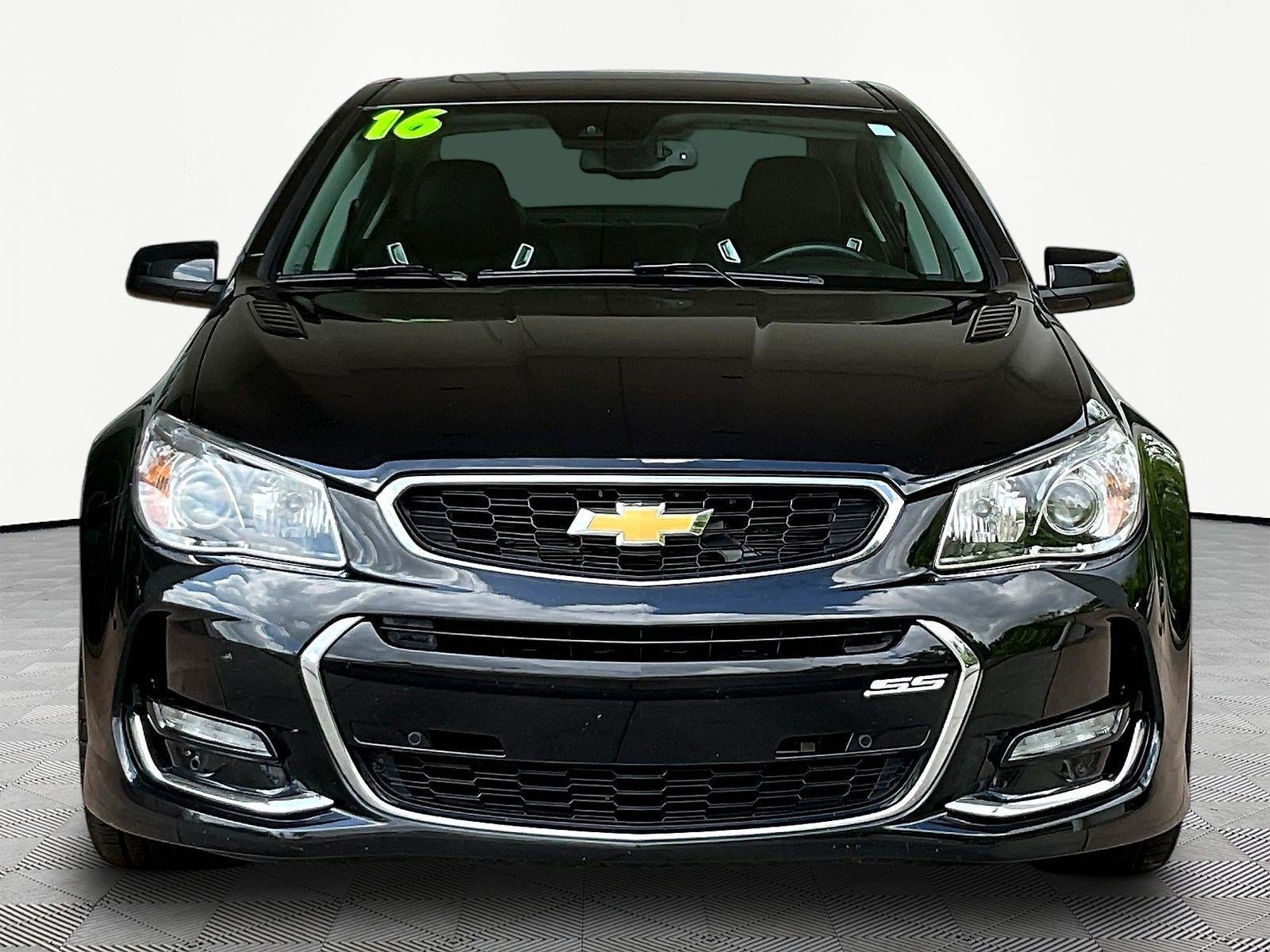 Used 2016 Chevrolet SS RWD image 2