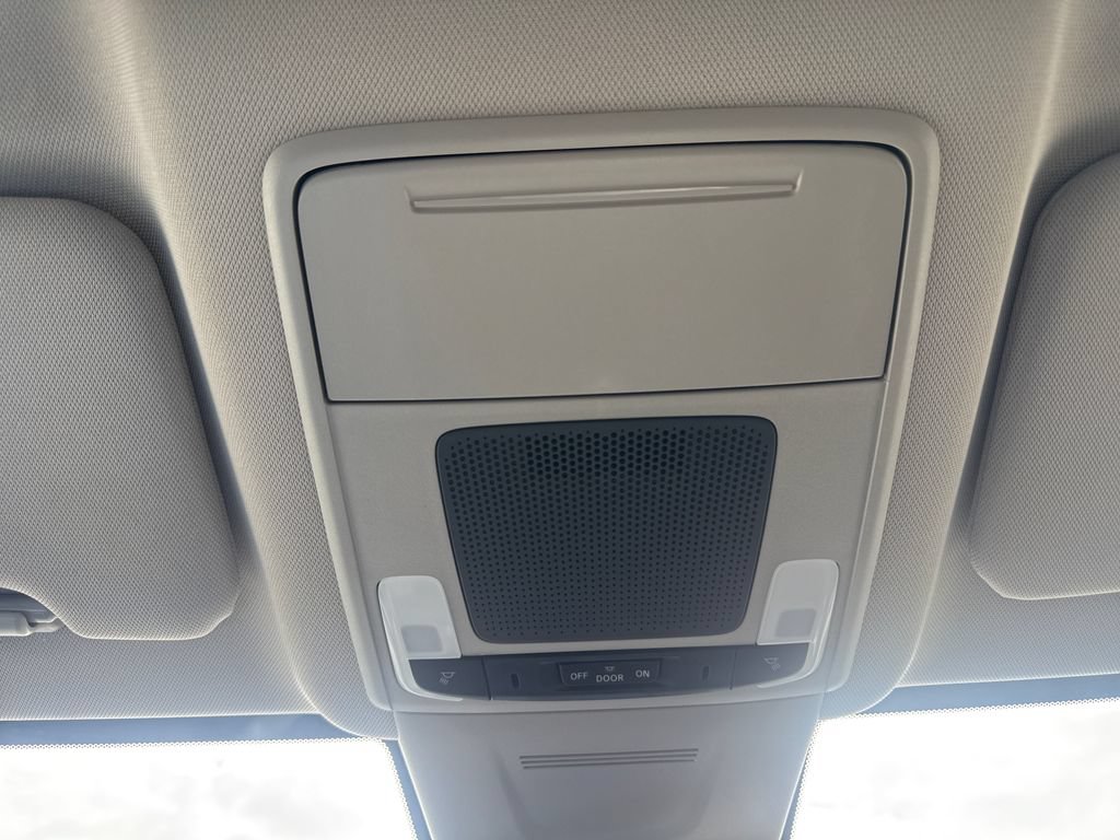 Certified 2025 Honda CR-V LX image 28