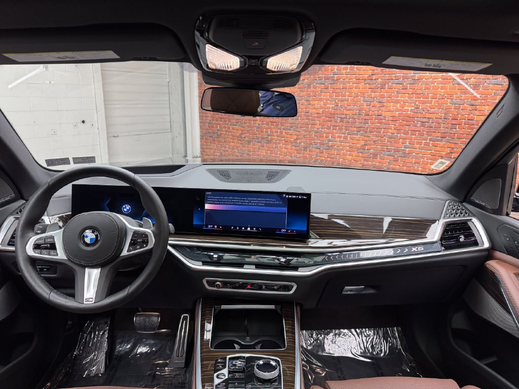 Certified 2026 BMW X5 xDrive40i w/ Executive Package AWD/4WD image 12