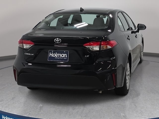 Certified 2025 Toyota Corolla LE FWD image 6