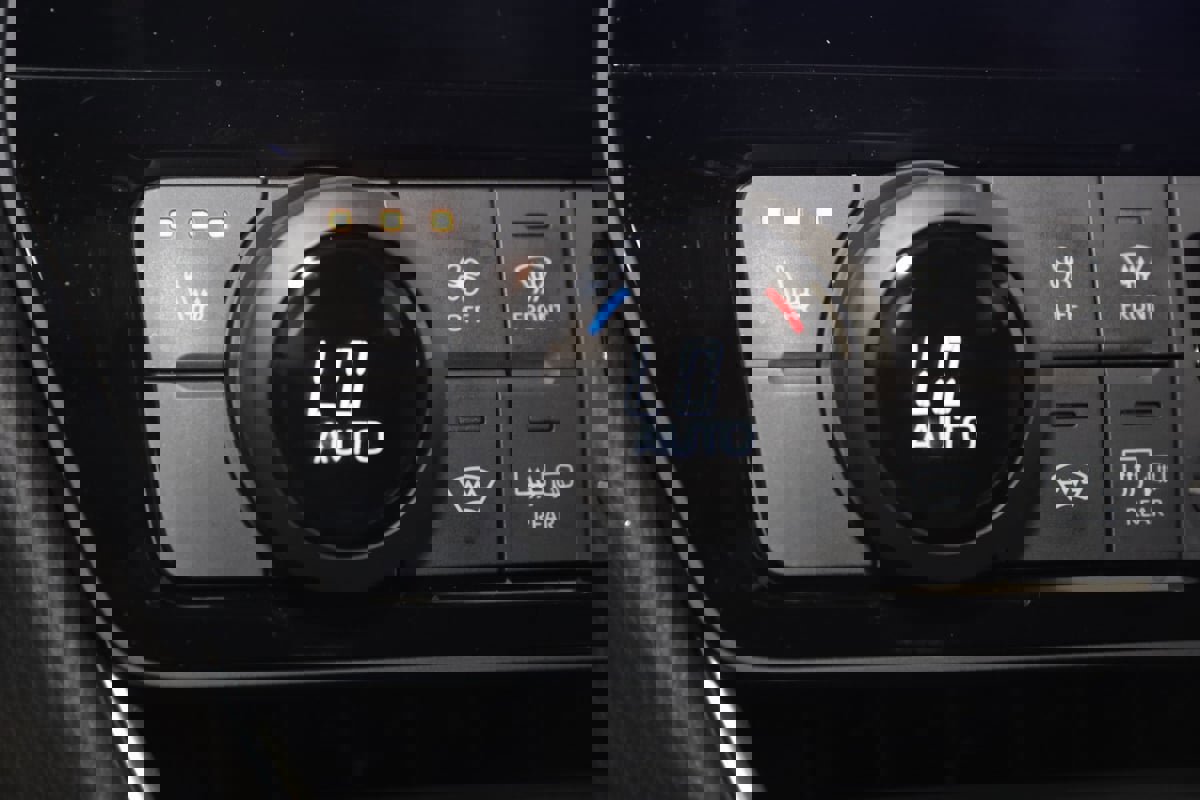 Used 2024 Toyota Grand Highlander XLE image 8