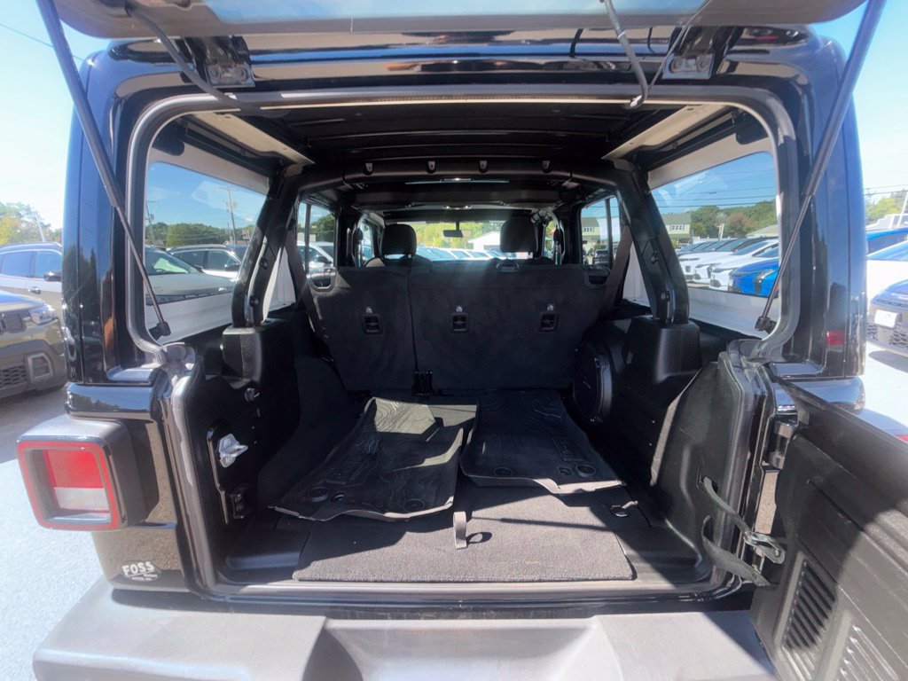 Certified 2023 Jeep Wrangler Unlimited Sport w/ Sun And Sound Package AWD/4WD image 21