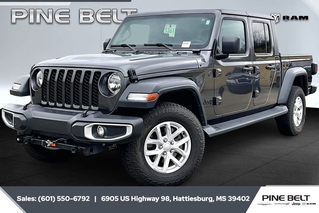 Used 2023 Jeep Gladiator Sport image 10