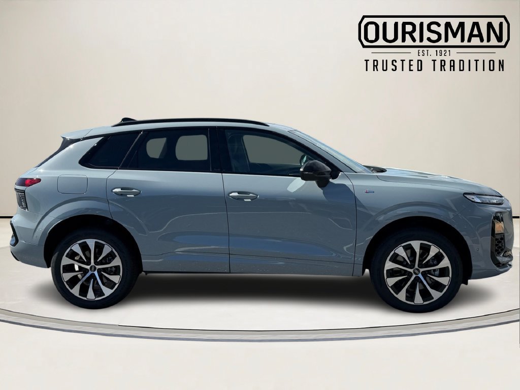 New 2026 Audi Q3 quattro 2.0T AWD/4WD image 2