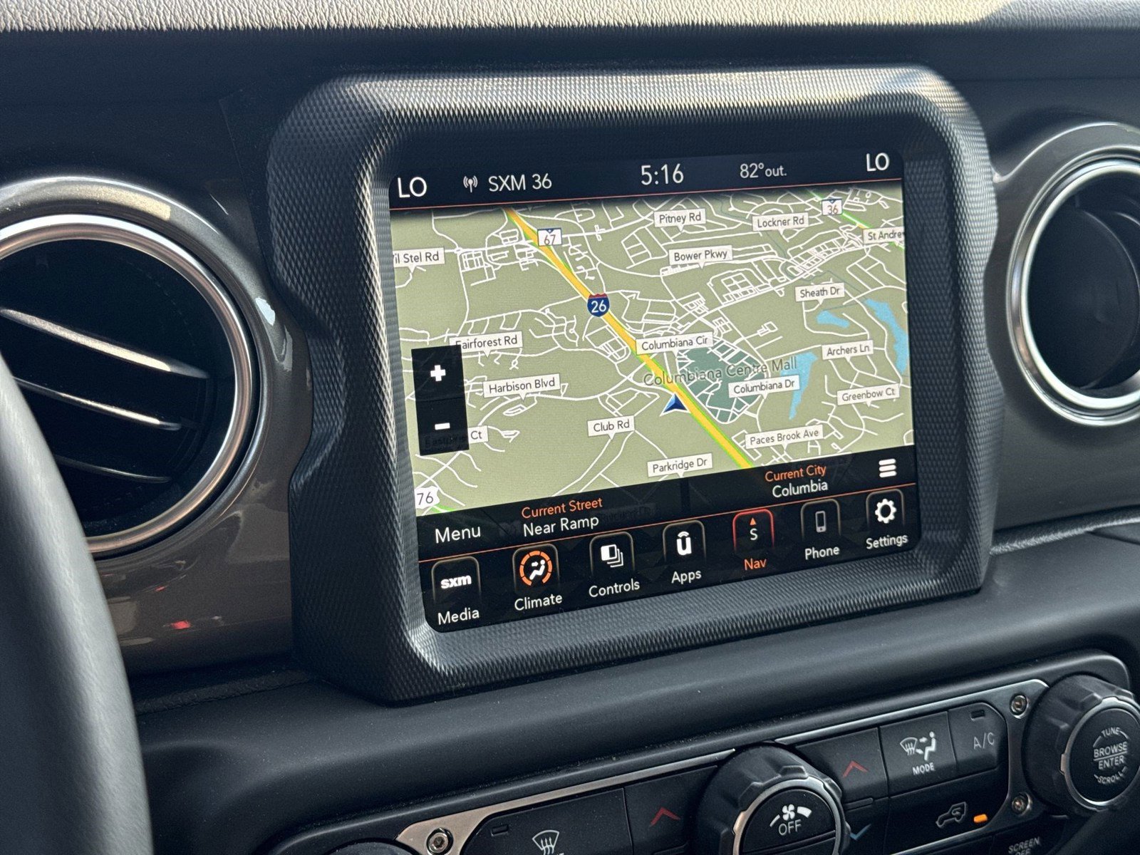 Used 2023 Jeep Wrangler Sahara image 24