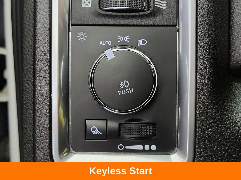 Used 2021 RAM 1500 Warlock AWD/4WD image 18