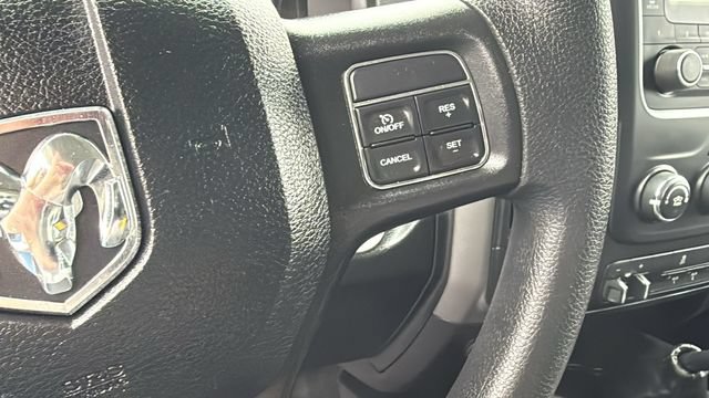 Used 2018 RAM 3500 Tradesman w/ Chrome Appearance Group RWD image 21