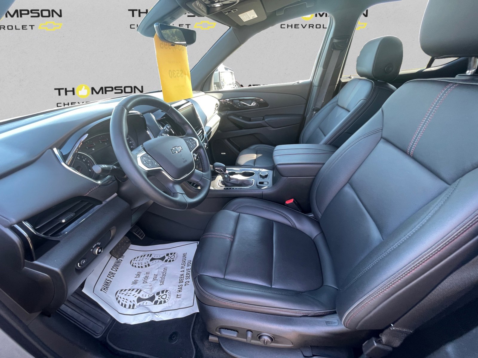 Used 2023 Chevrolet Traverse RS image 9