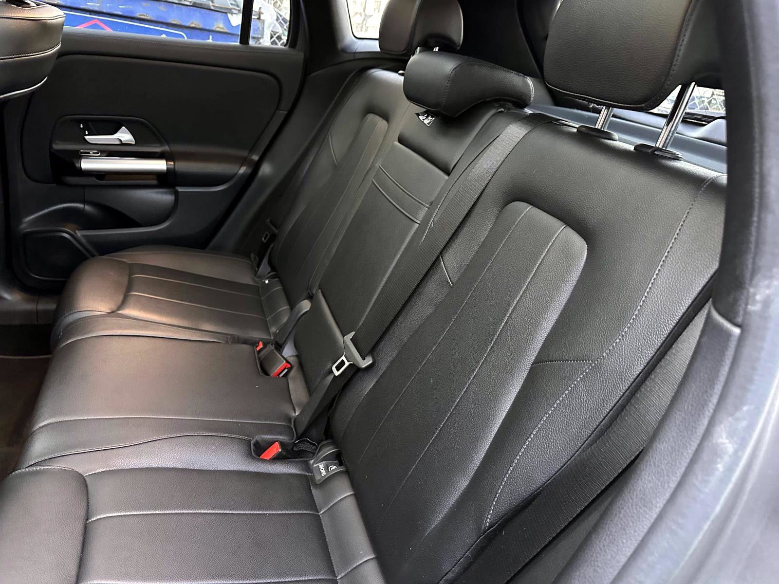 Used 2021 Mercedes-Benz GLA 250 4MATIC image 15