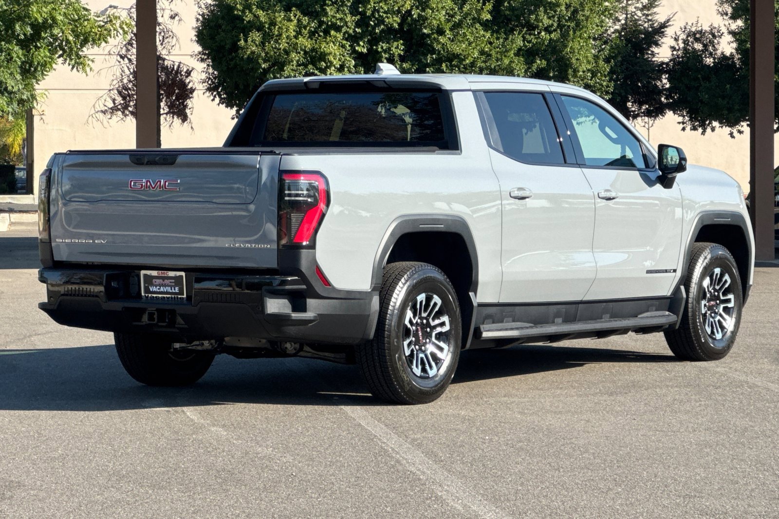 New 2026 GMC Sierra EV Elevation image 5