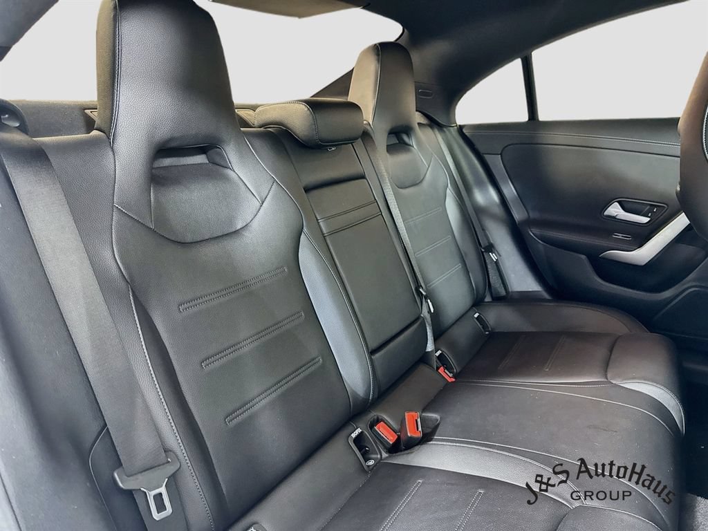 Used 2020 Mercedes-Benz CLA 250 image 33