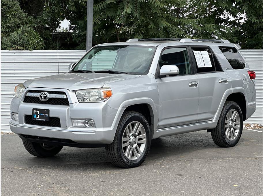 Used 2011 Toyota 4Runner Limited AWD/4WD image 6
