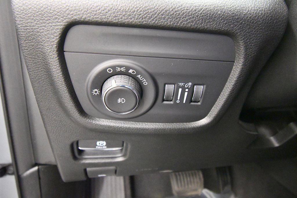 Used 2021 Jeep Grand Cherokee L Limited w/ Trailer Tow Group (B) image 19