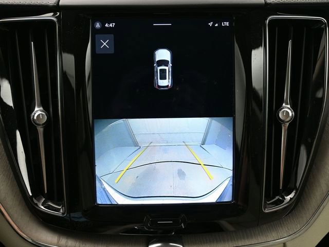 Used 2023 Volvo XC60 B6 Ultimate w/ Protection Package Premier image 23