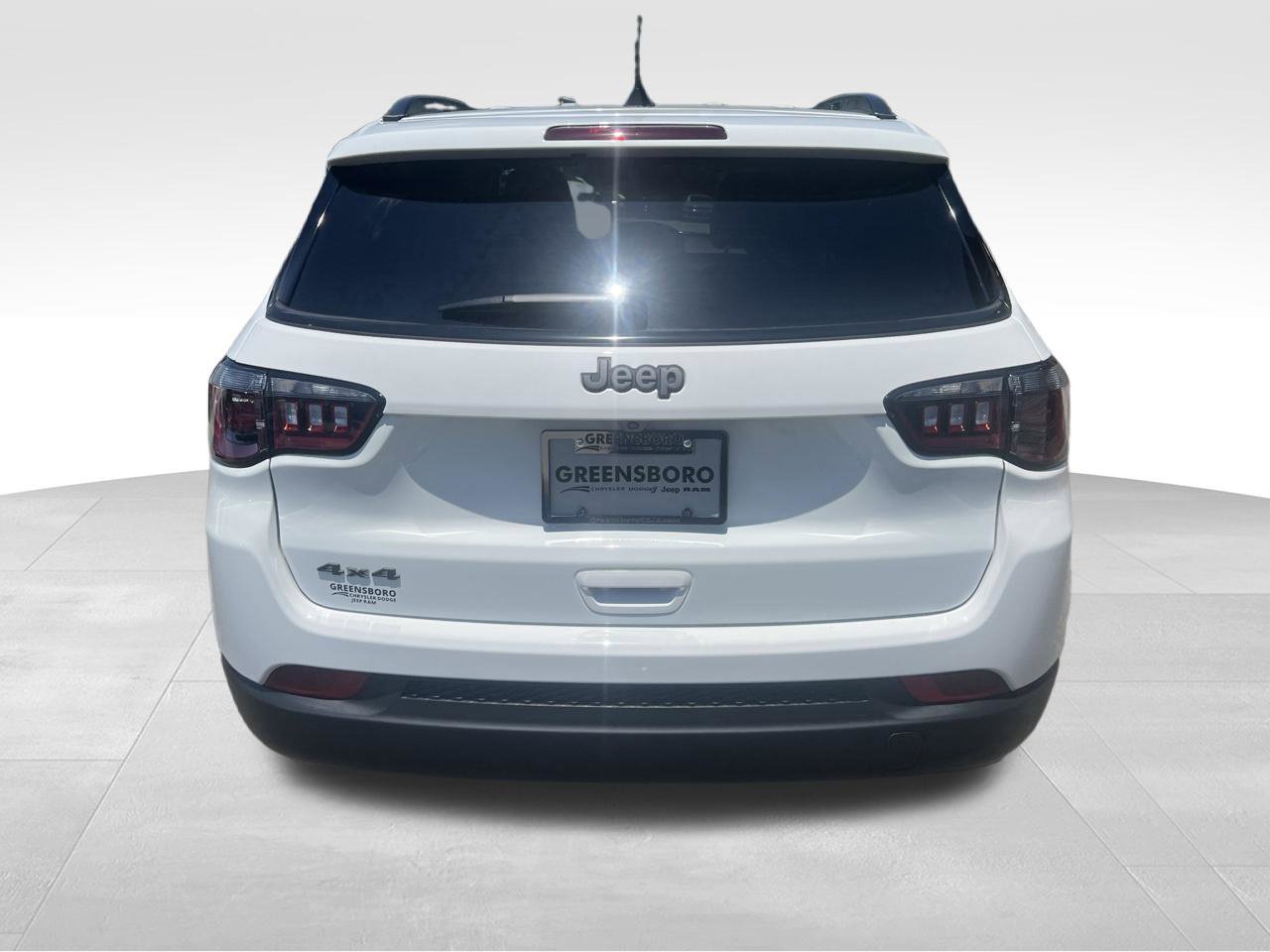 New 2026 Jeep Compass Latitude AWD/4WD image 4