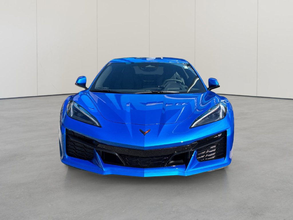 Used 2025 Chevrolet Corvette Z06 RWD image 8