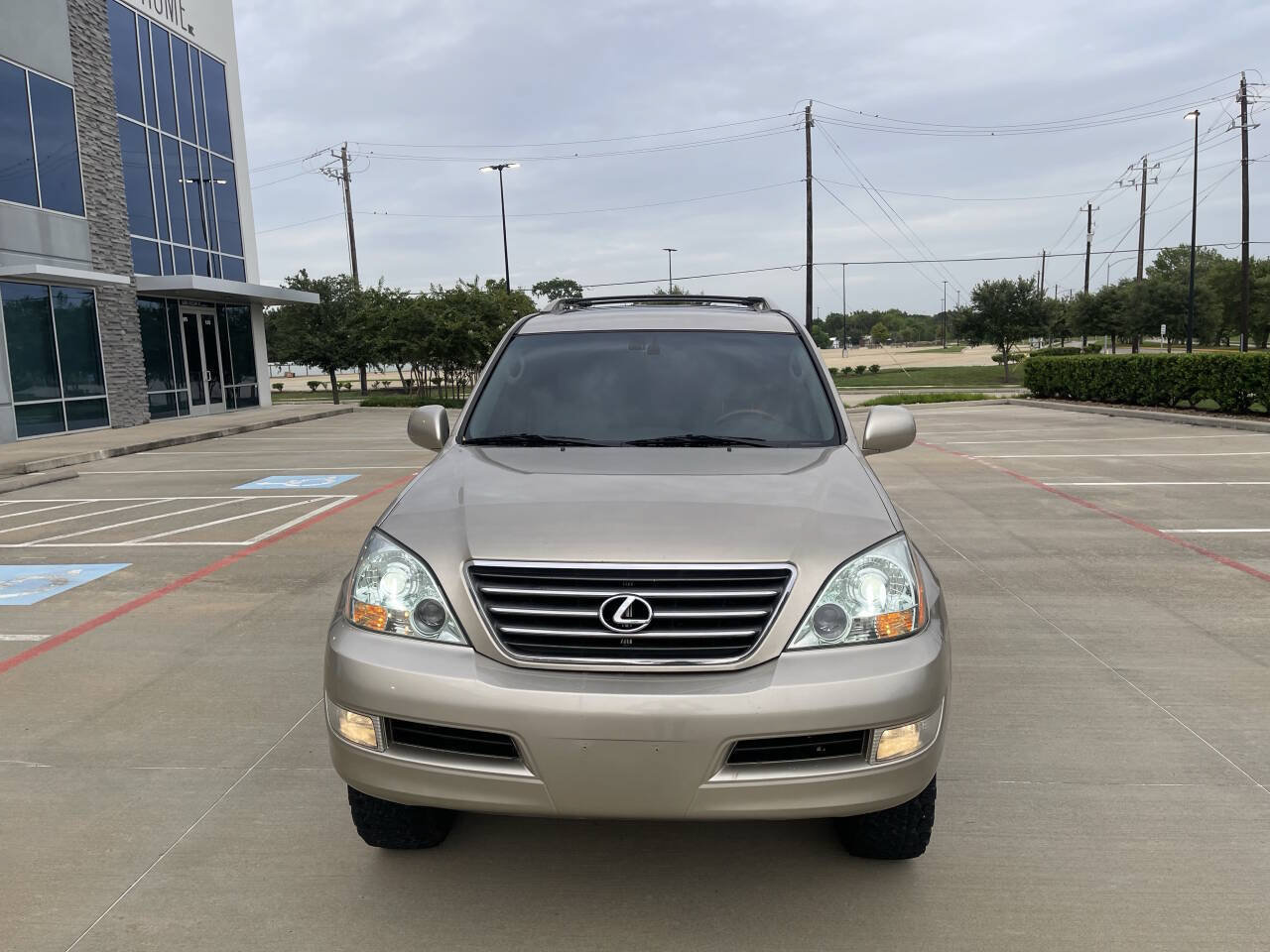 Used 2005 Lexus GX 470 AWD/4WD image 2