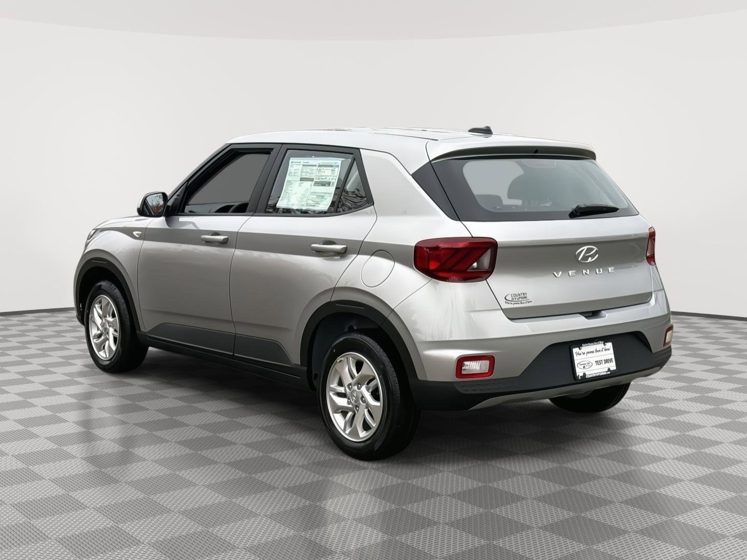 Used 2026 Hyundai Venue SE FWD image 7