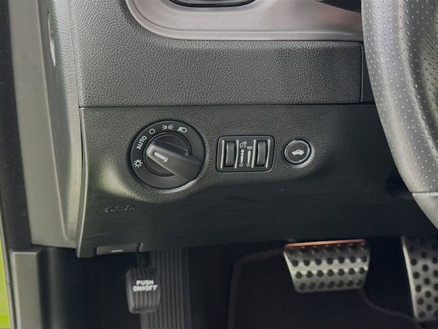 Used 2023 Dodge Charger R/T w/ Blacktop Package image 14