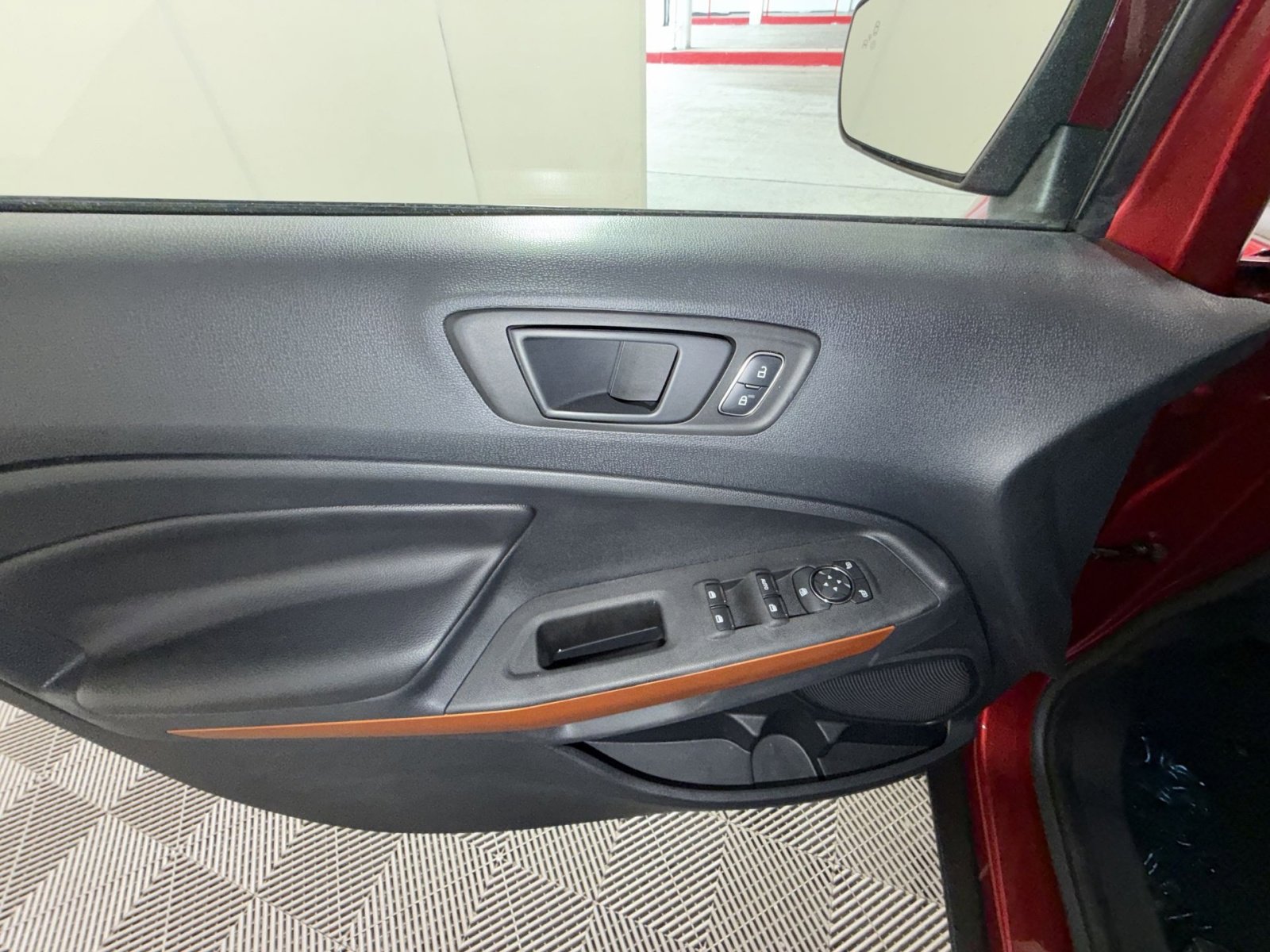 Used 2018 Ford EcoSport SES image 15