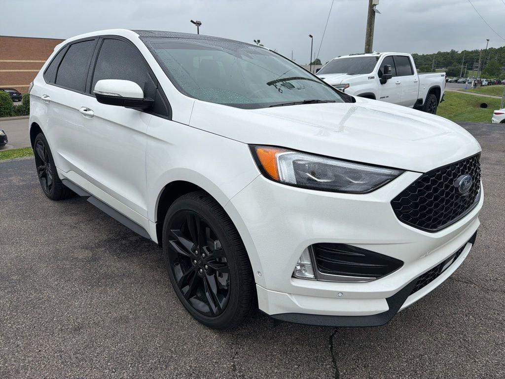 Used 2024 Ford Edge ST w/ Equipment Group 401A AWD/4WD image 2