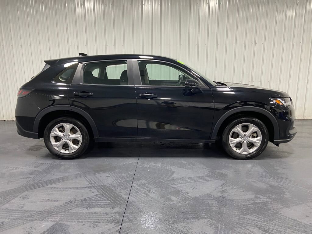 Used 2025 Honda HR-V LX image 18