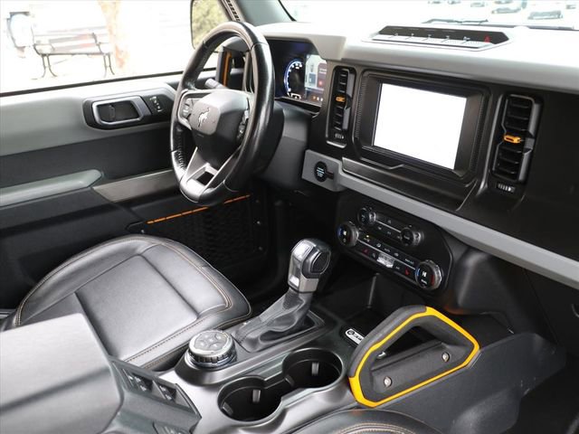 Used 2021 Ford Bronco Badlands image 11