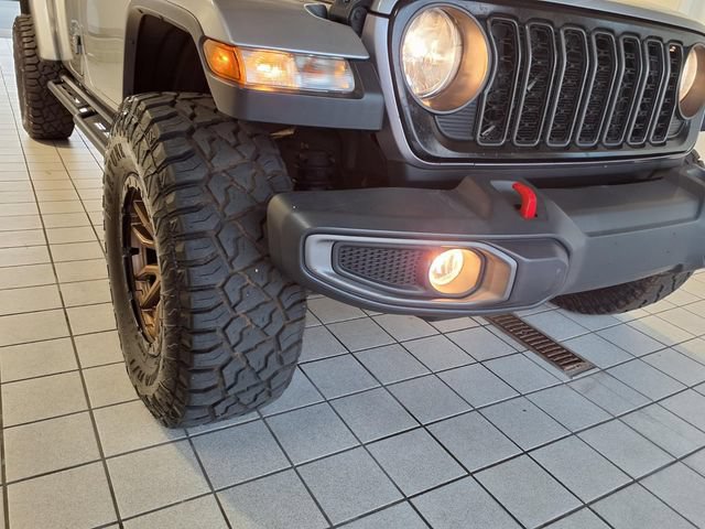Used 2020 Jeep Gladiator Rubicon w/ Cold Weather Group AWD/4WD image 24