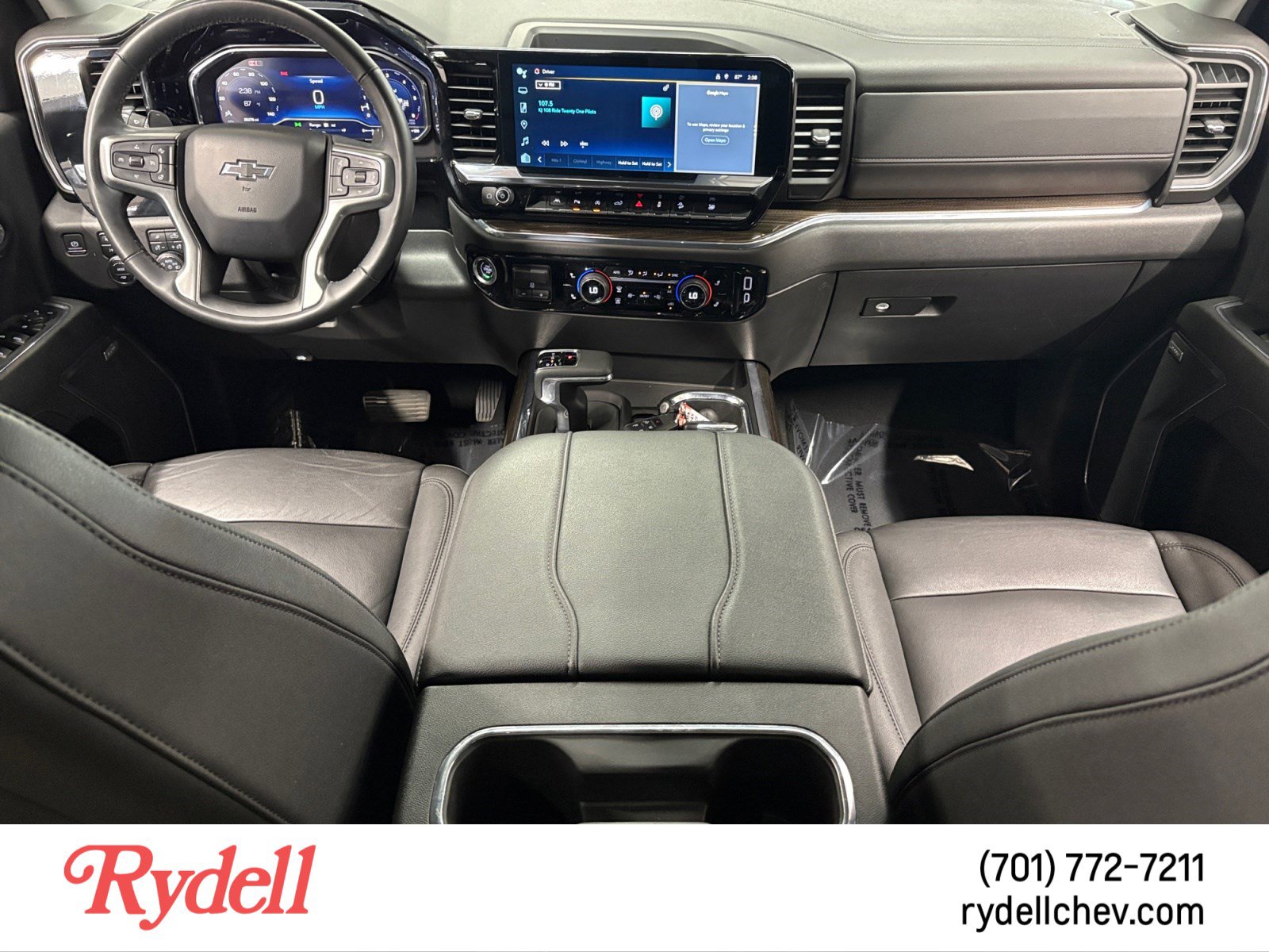 Used 2024 Chevrolet Silverado 1500 LT Trail Boss w/ LT Trail Boss Premium Package AWD/4WD image 12