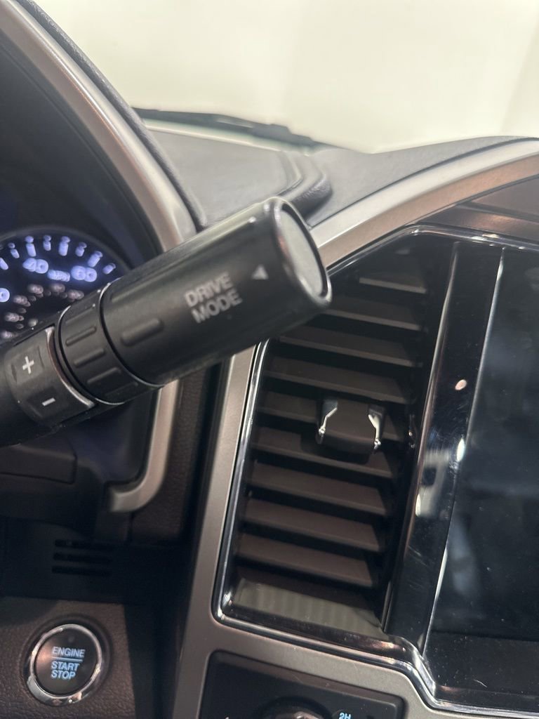 Used 2022 Ford F250 Lariat w/ Tremor Off-Road Package image 36