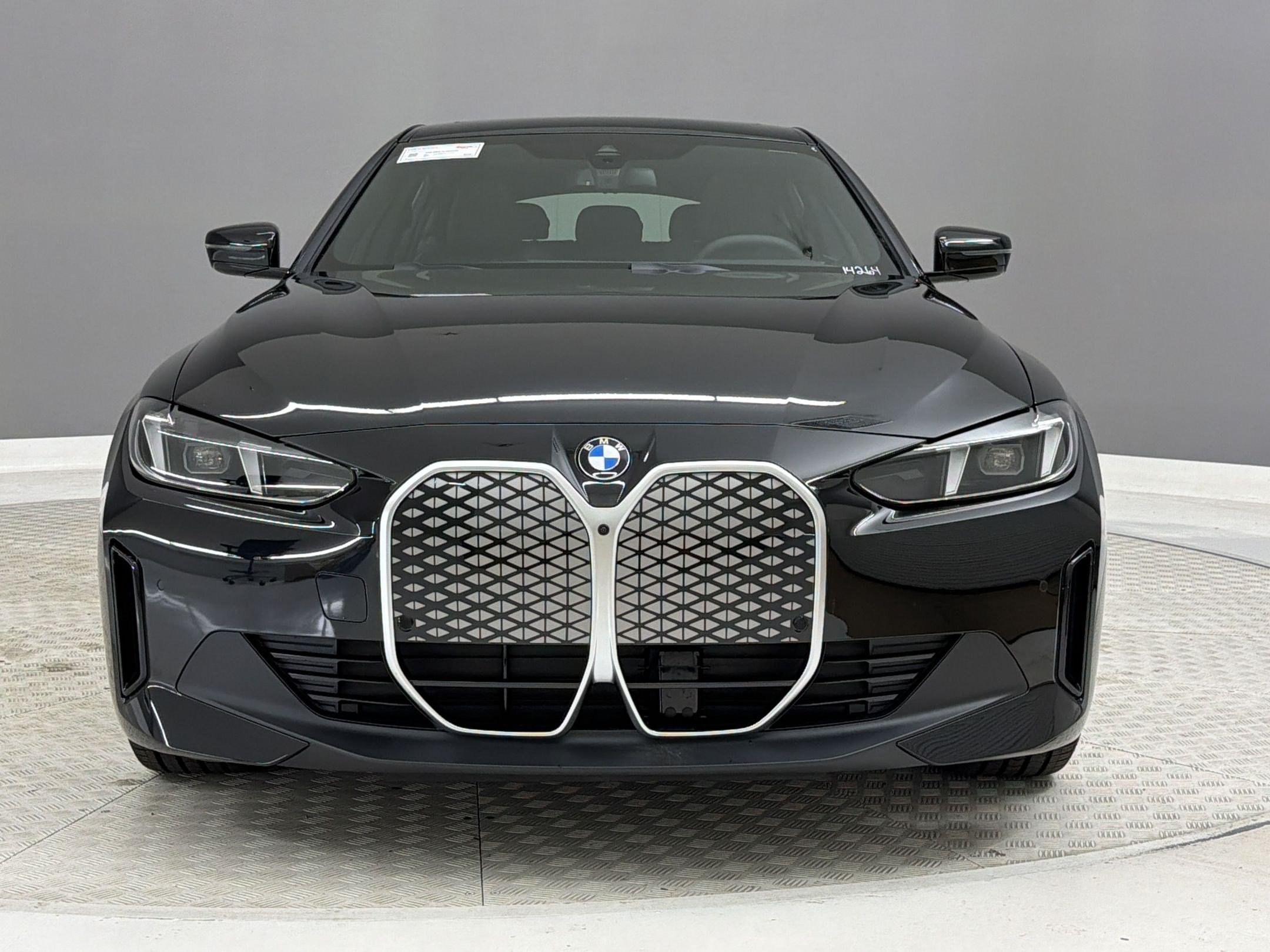 New 2026 BMW i4 eDrive40 w/ Premium Package RWD image 6