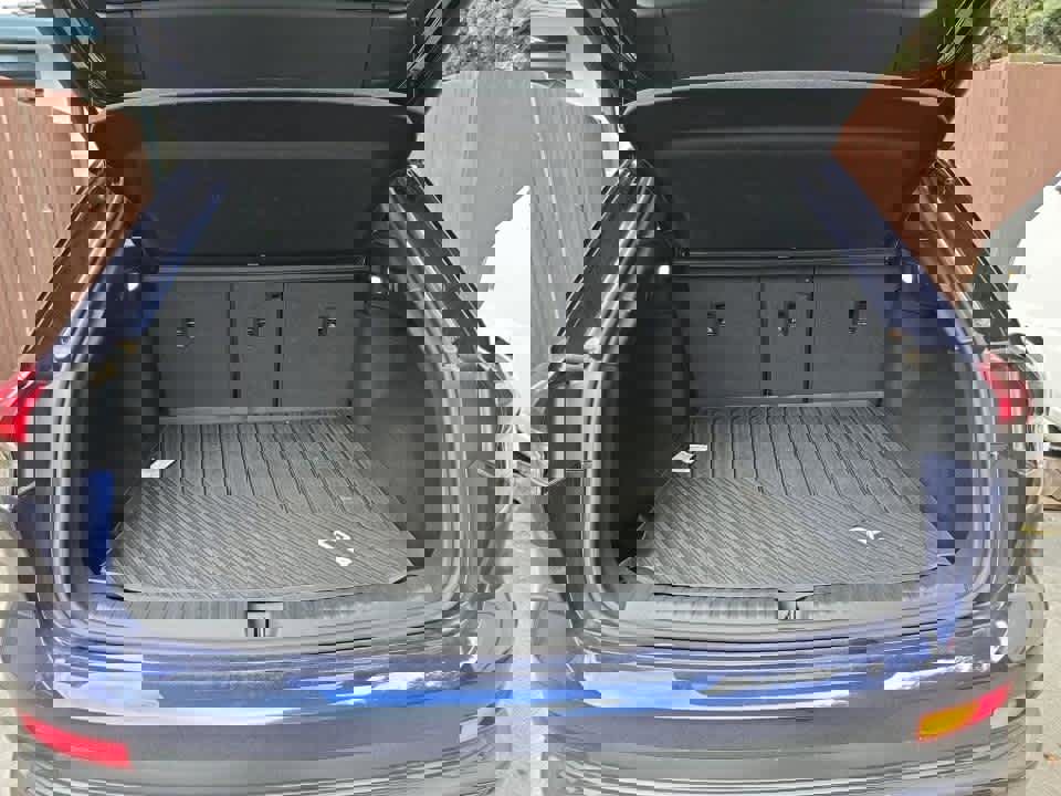 Used 2023 Audi Q4 e-tron Premium Plus w/ Premium Plus image 15