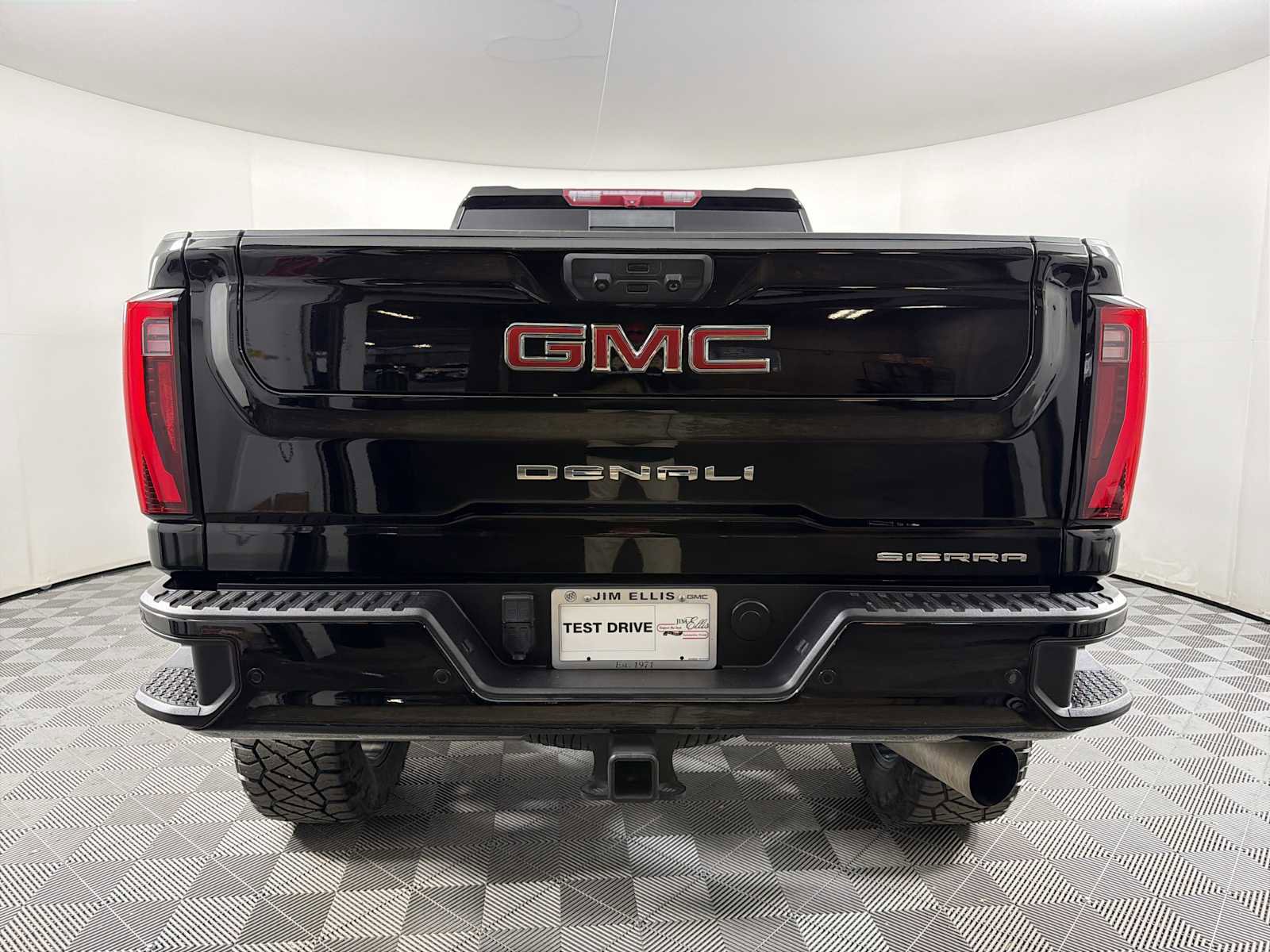 Certified 2024 GMC Sierra 2500 Denali image 5