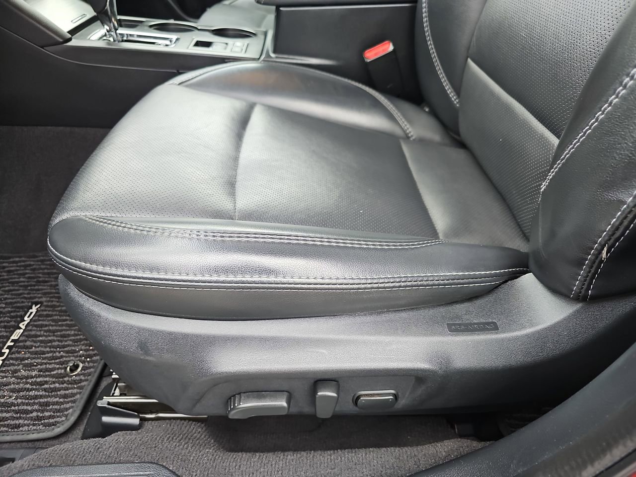 Used 2019 Subaru Outback 2.5i Limited image 22