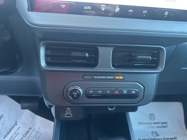 New 2025 Ford Maverick XL image 24