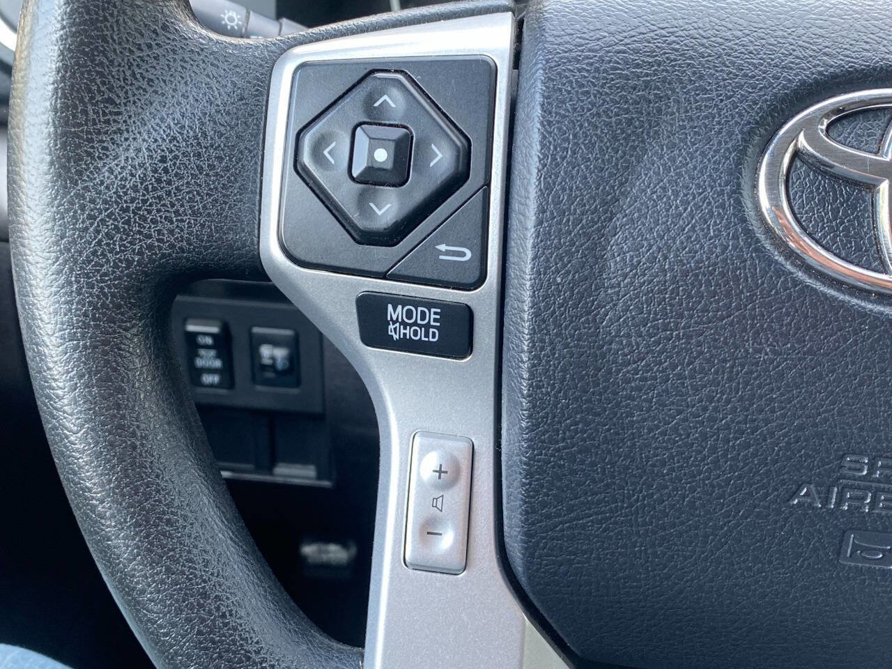 Used 2014 Toyota Tundra SR5 w/ SR5 Upgrade Package image 26