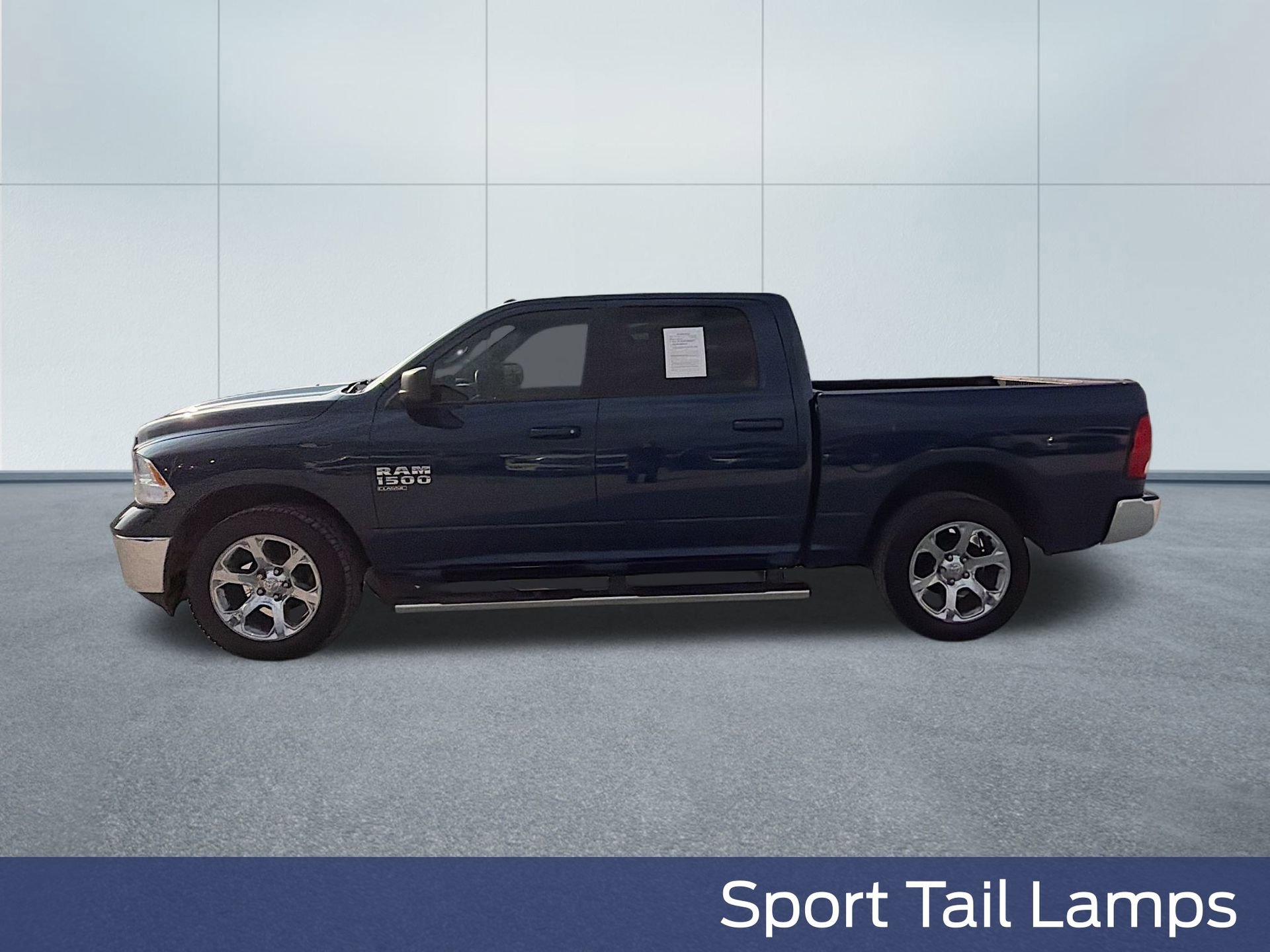 Used 2021 RAM 1500 Classic SLT image 13