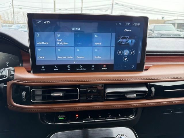 Used 2023 Lincoln Nautilus Reserve image 22