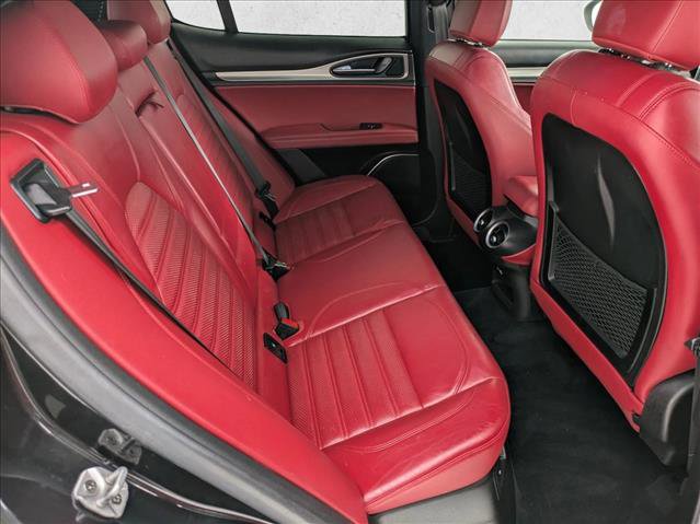 Used 2018 Alfa Romeo Stelvio Ti Sport image 18