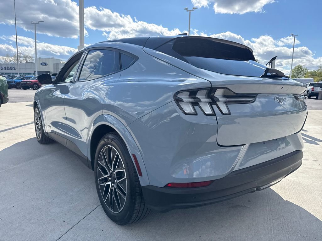 Used 2025 Ford Mustang Mach-E Premium AWD/4WD image 9