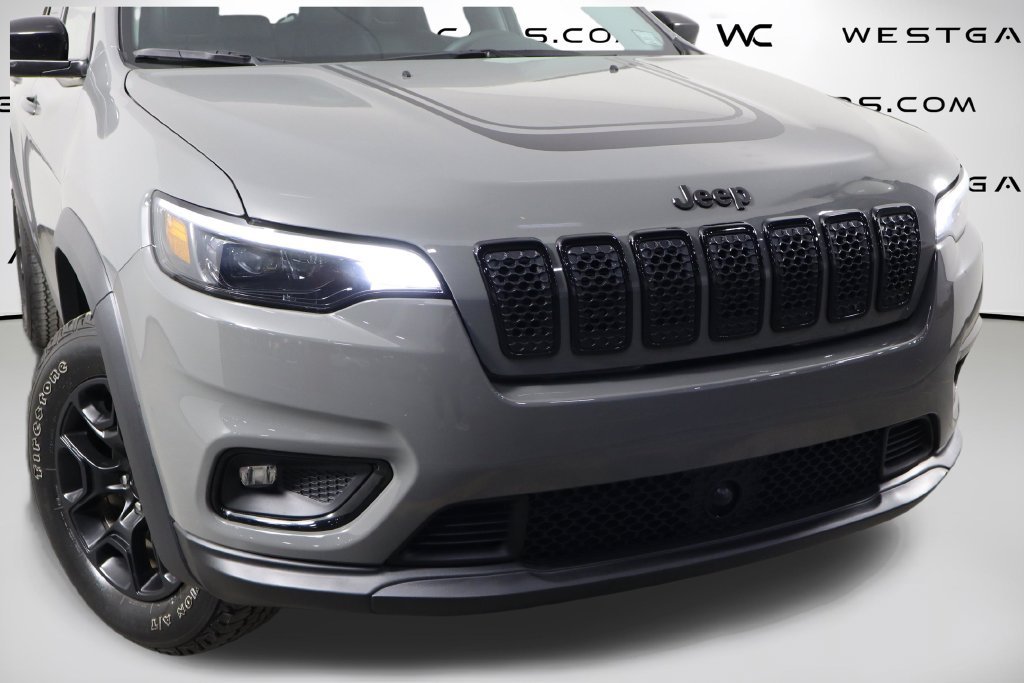 Used 2022 Jeep Cherokee Latitude w/ Trailer Tow Group AWD/4WD image 46