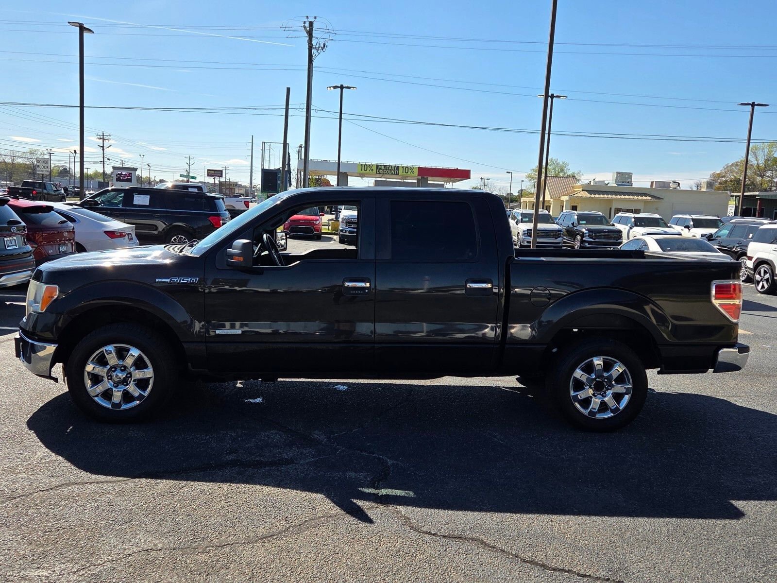 Used 2013 Ford F150 XLT w/ Luxury Equipment Group image 4