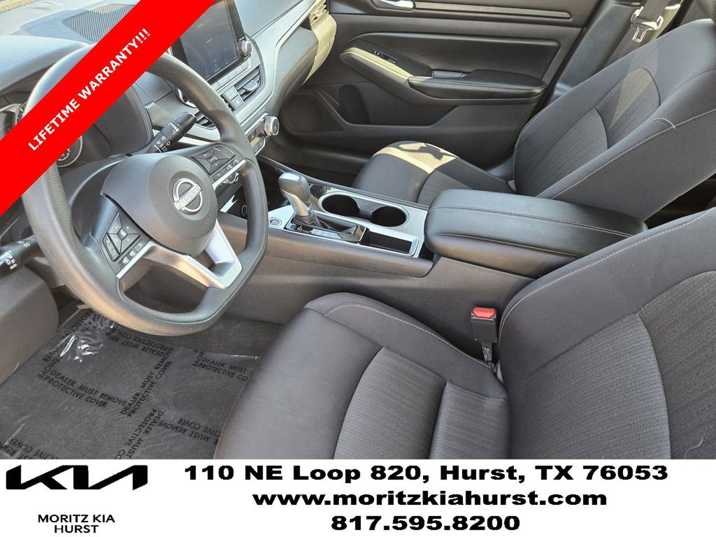 Used 2024 Nissan Altima 2.5 SV image 18