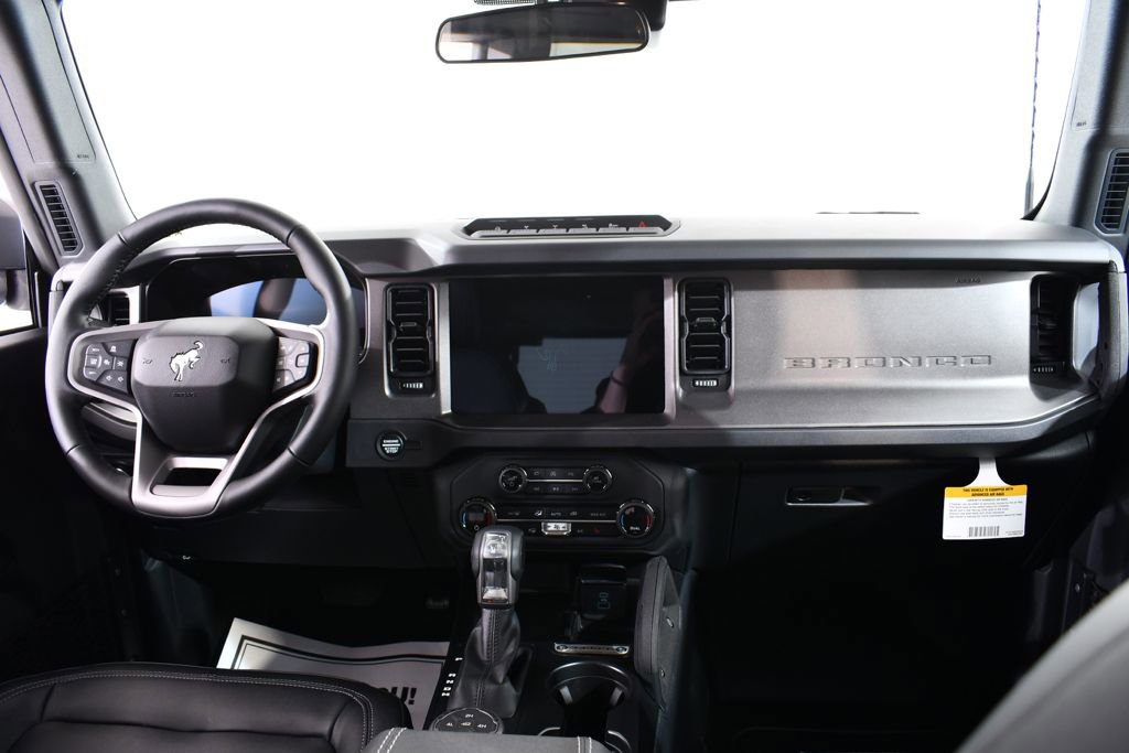 New 2025 Ford Bronco Badlands image 7