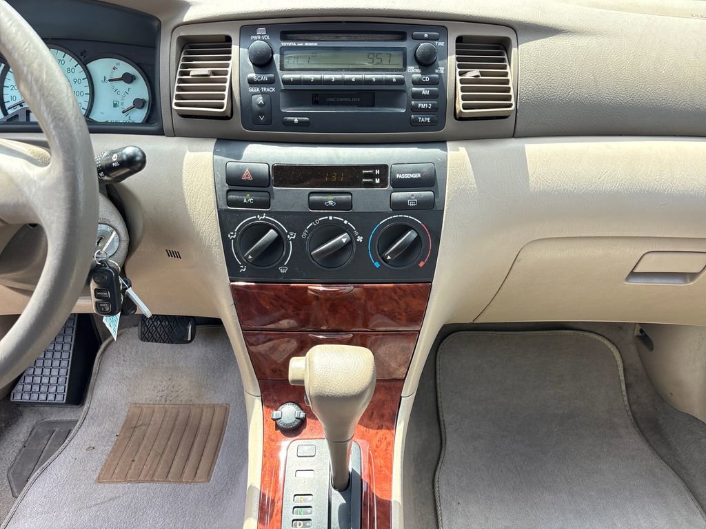 Used 2004 Toyota Corolla CE FWD image 22