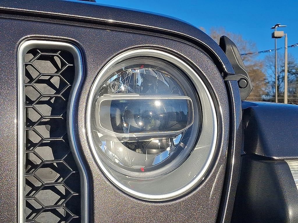 Used 2021 Jeep Gladiator Overland image 9