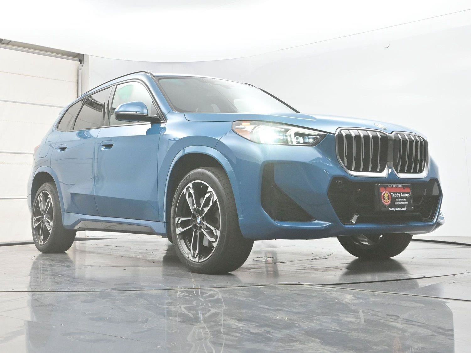 Used 2023 BMW X1 xDrive28i w/ M Sport Package AWD/4WD image 37
