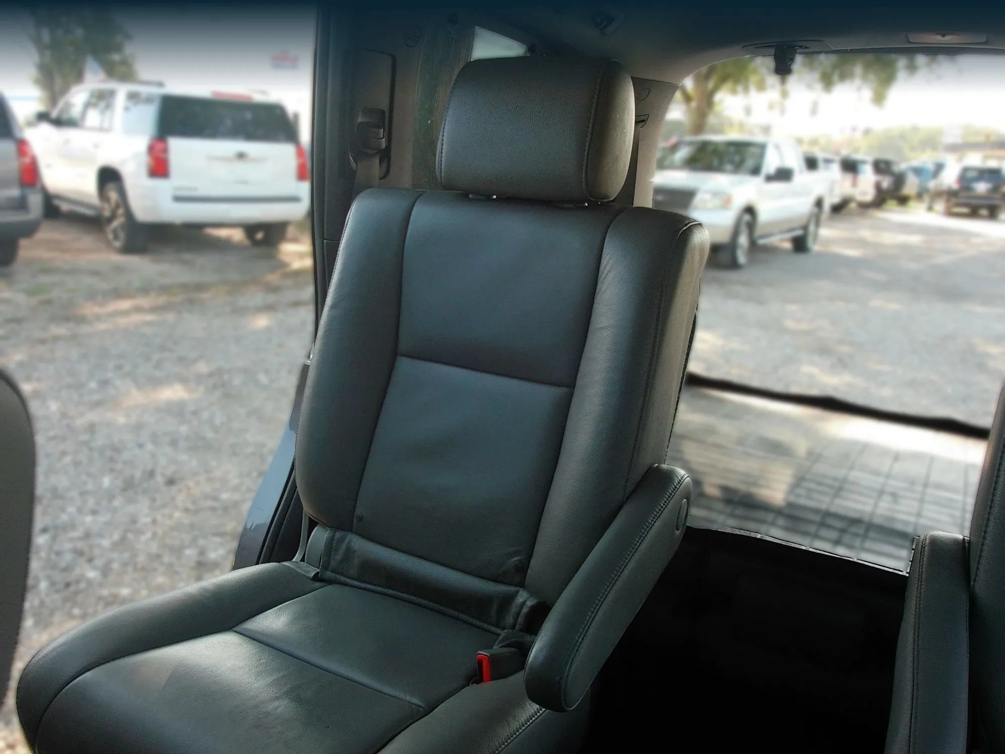 Used 2014 Toyota Sequoia Limited RWD image 21
